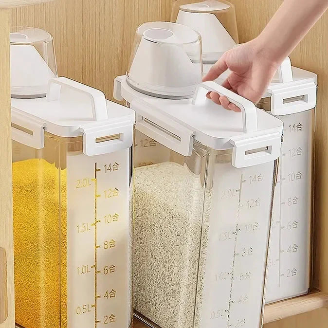 Grain Storage Container with Lid and Measuring Cup