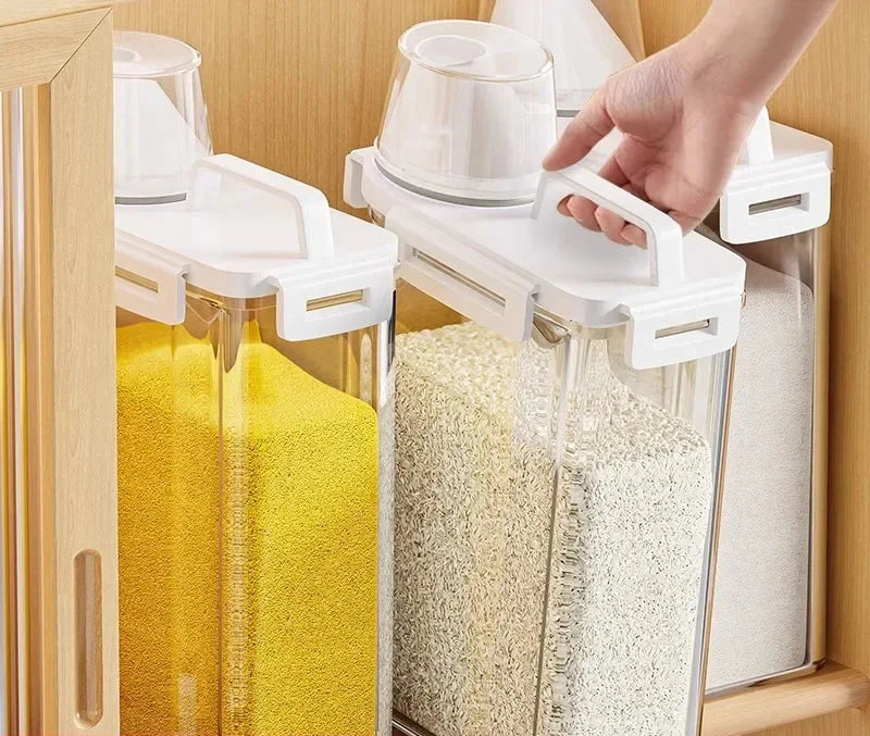 Grain Storage Container with Lid and Measuring Cup